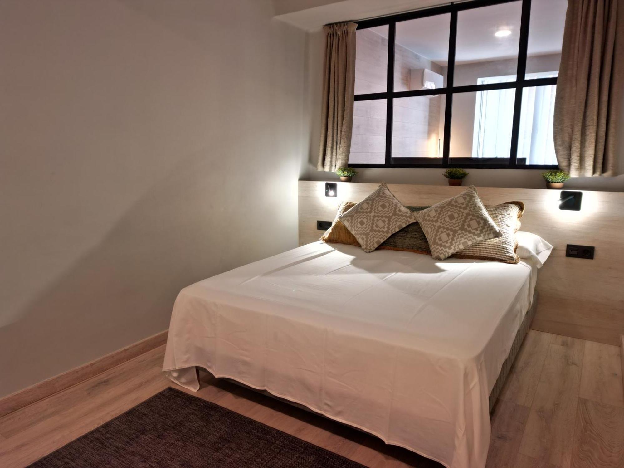 Apartaments Turistics Cardona III Eksteriør bilde