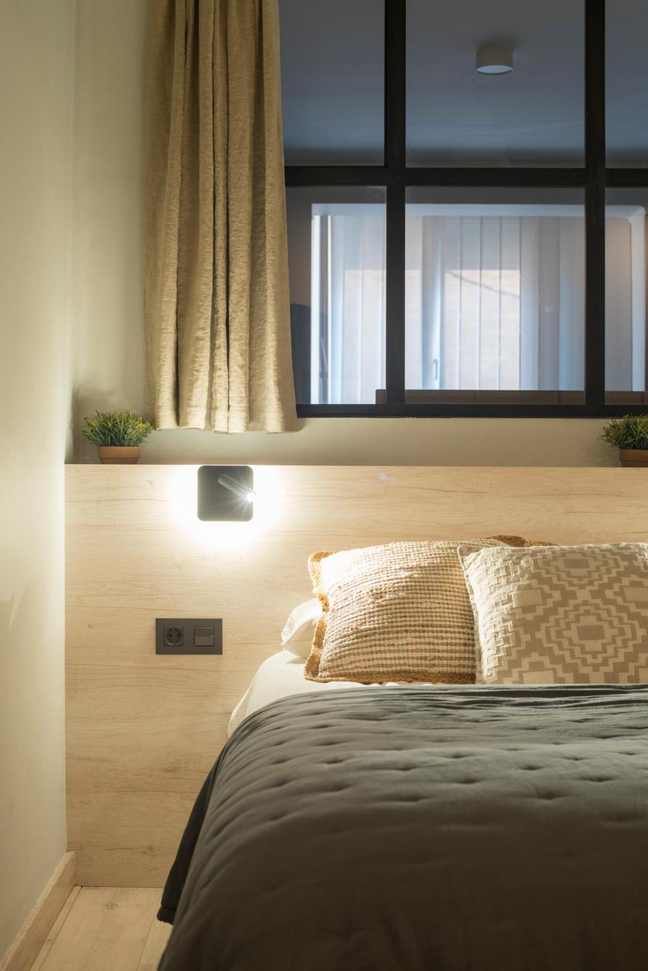 Apartaments Turistics Cardona III Eksteriør bilde