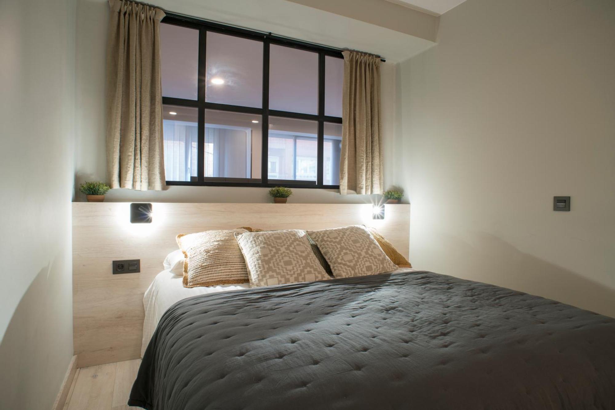 Apartaments Turistics Cardona III Eksteriør bilde